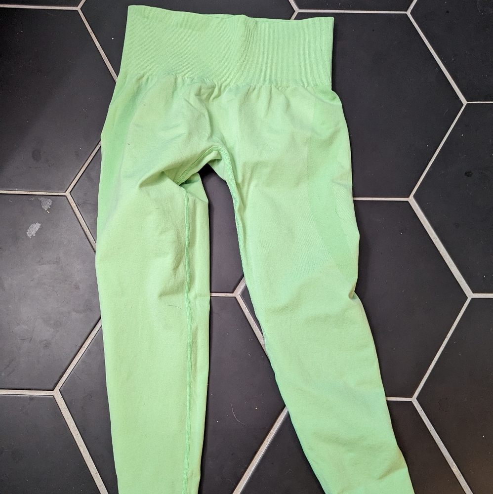 NVGTN leggings